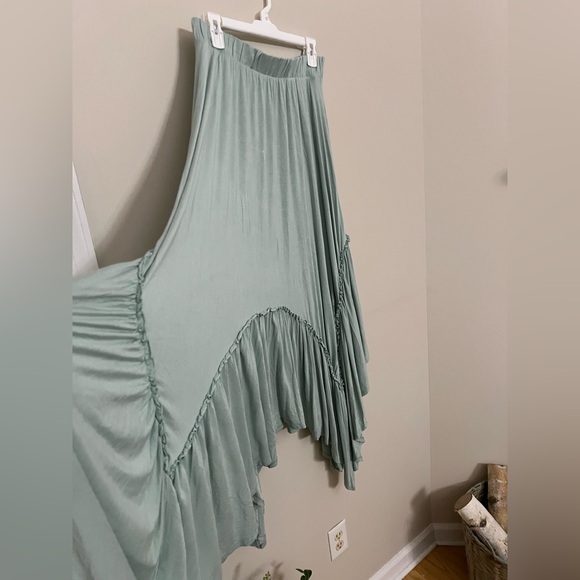 Three Bird Nest - Forever Beaty Maxi Skirt in Sage - Picture 5 of 5